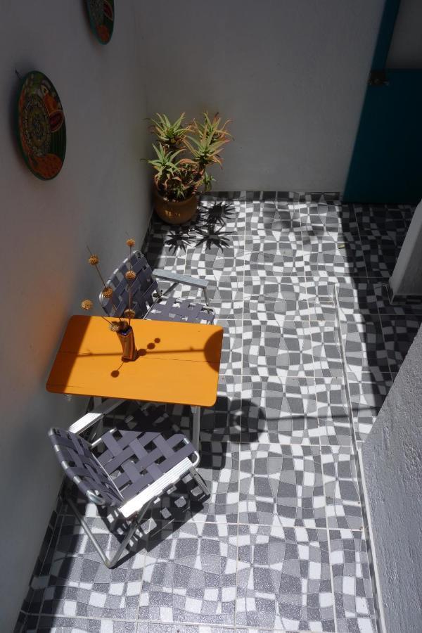 Casita Colibri: Pool And Parking